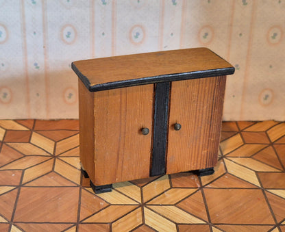 Lille retro skab