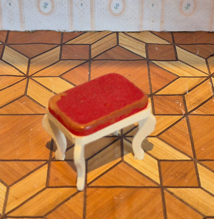 Lundby skammel, patina