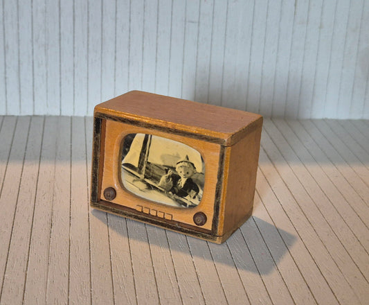 Vintage TV