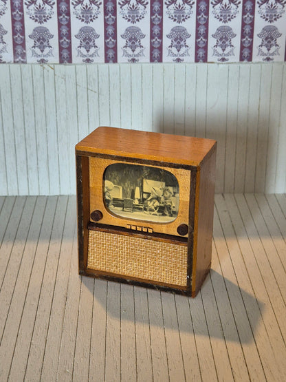 Vintage TV