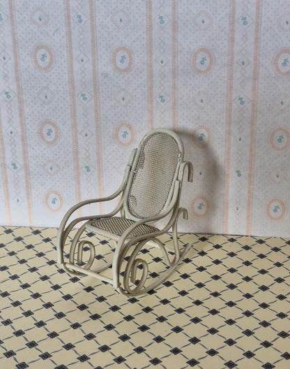 1:16 gyngestol