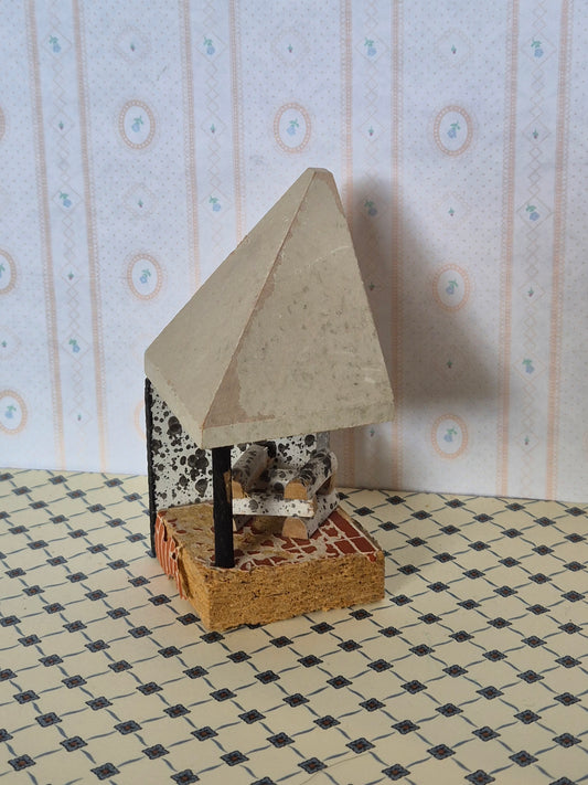 Lundby pejs, mangler