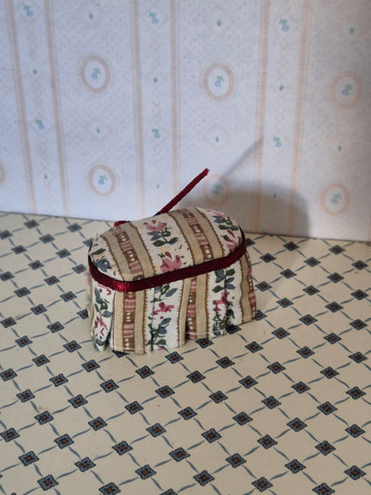 1:12 ottoman