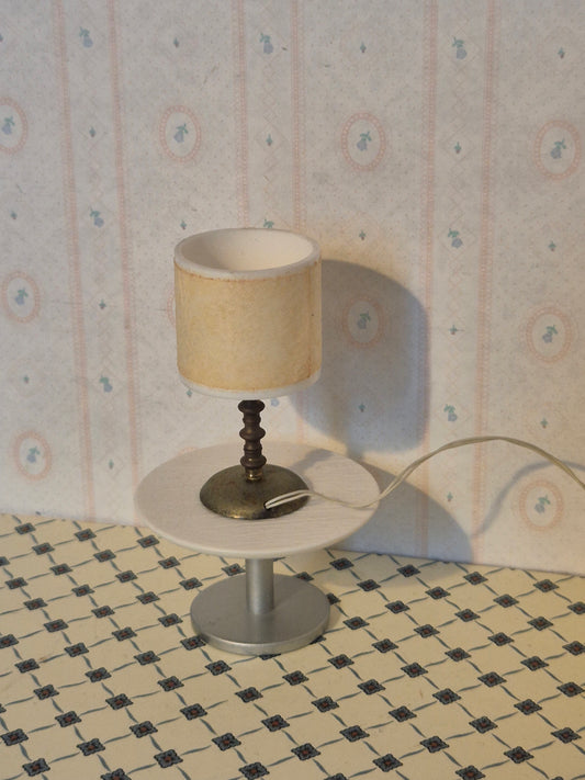 Lundby lampe, mangler