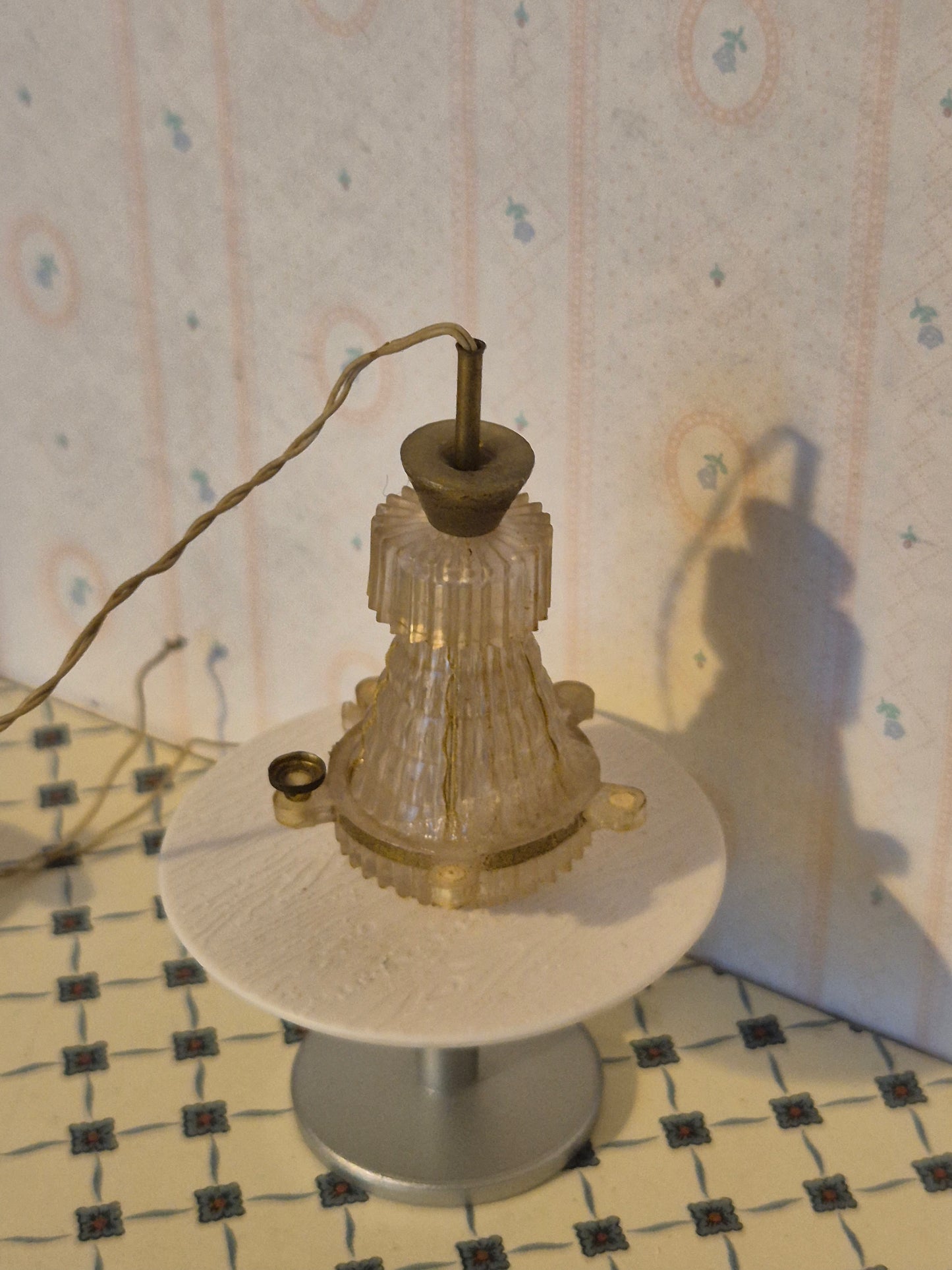 Caroline Home lampe, mangler