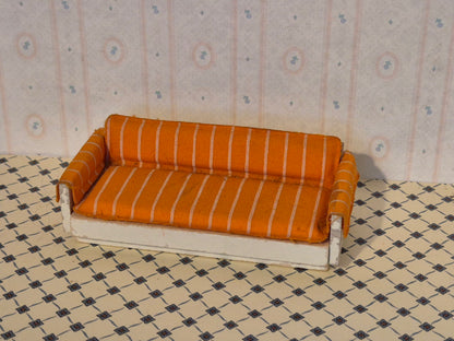 Lundby Sofa