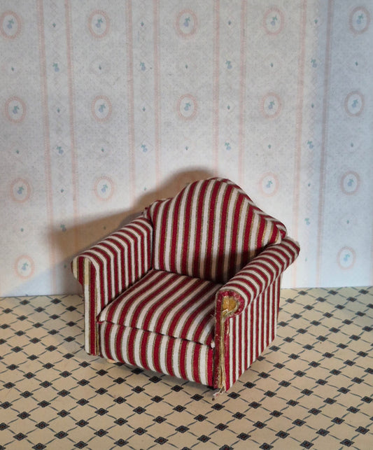 1:12 lænestol, mangler