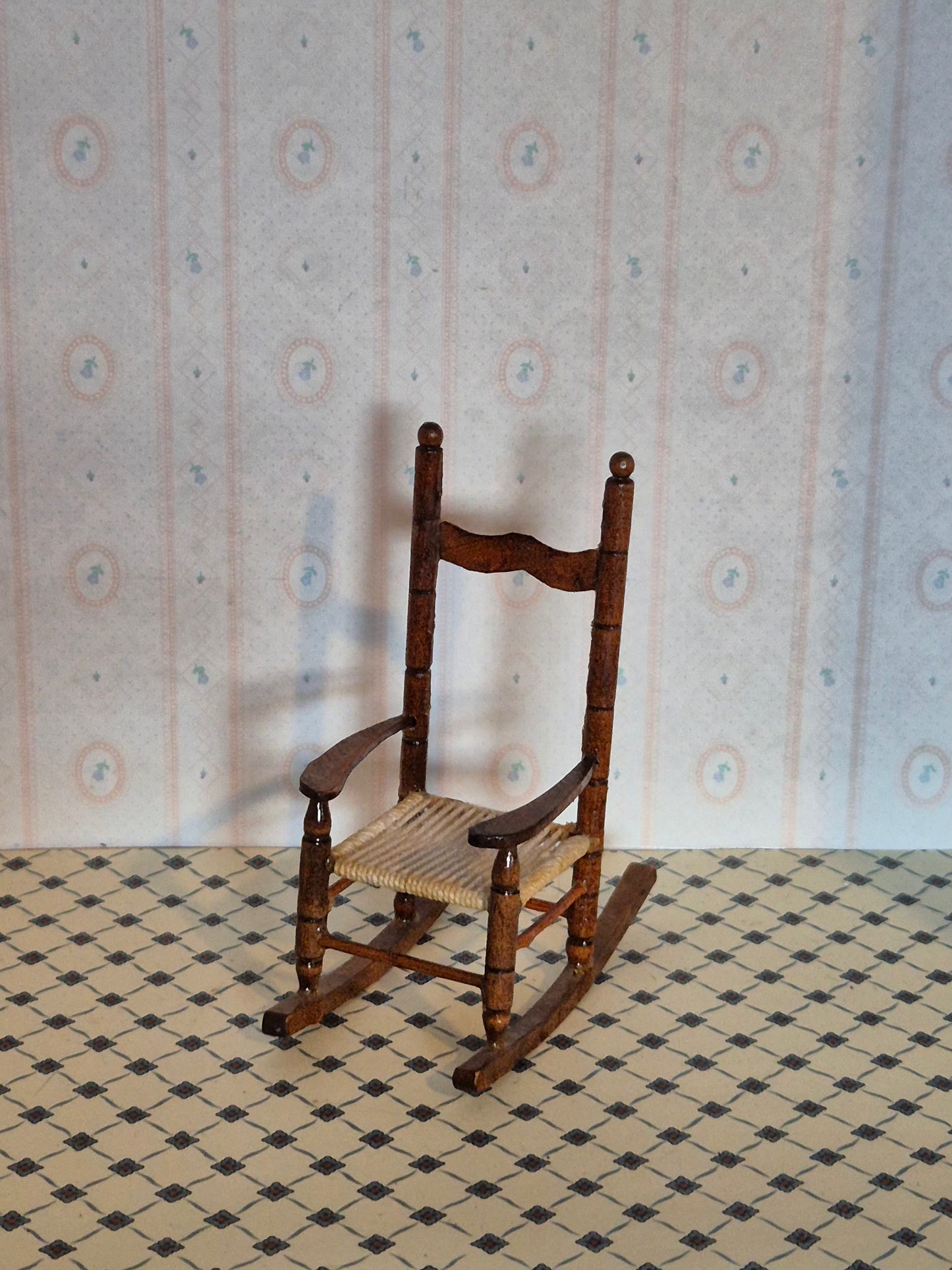 1:12 gyngestol, mangler