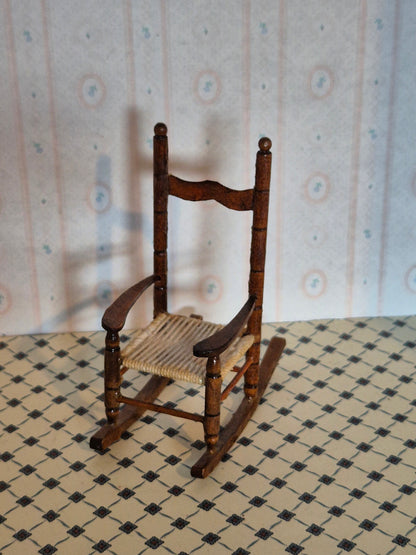 1:12 gyngestol, mangler