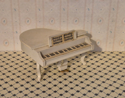 Lundby piano