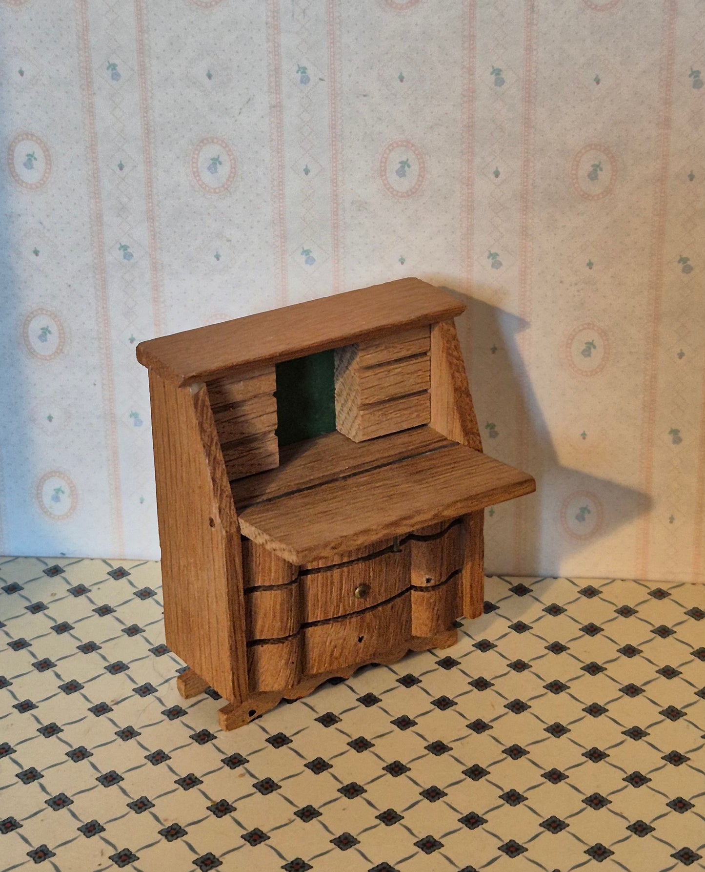 Hanse sekretærmøbel