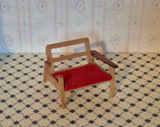 Lisa lænestol, mangler