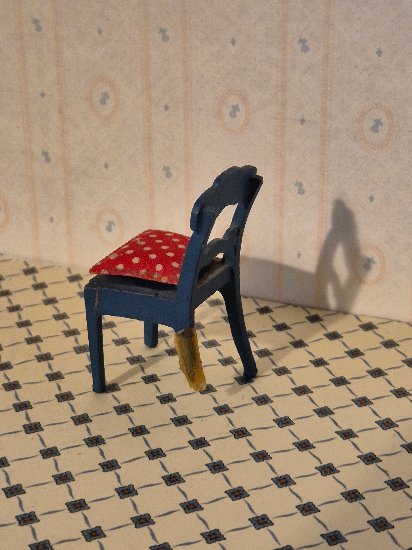 Hanse stol, knækket