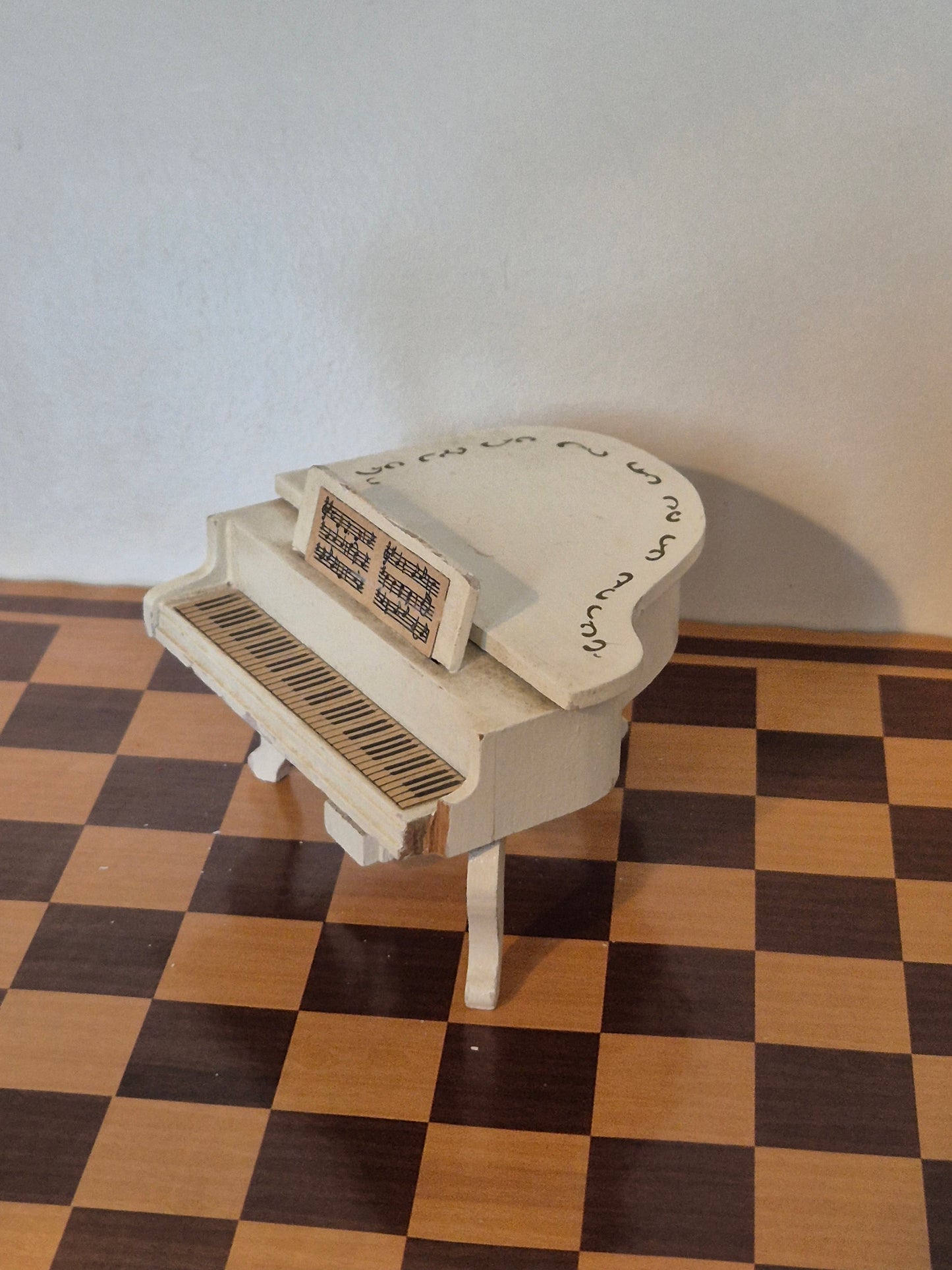 Lundby Piano