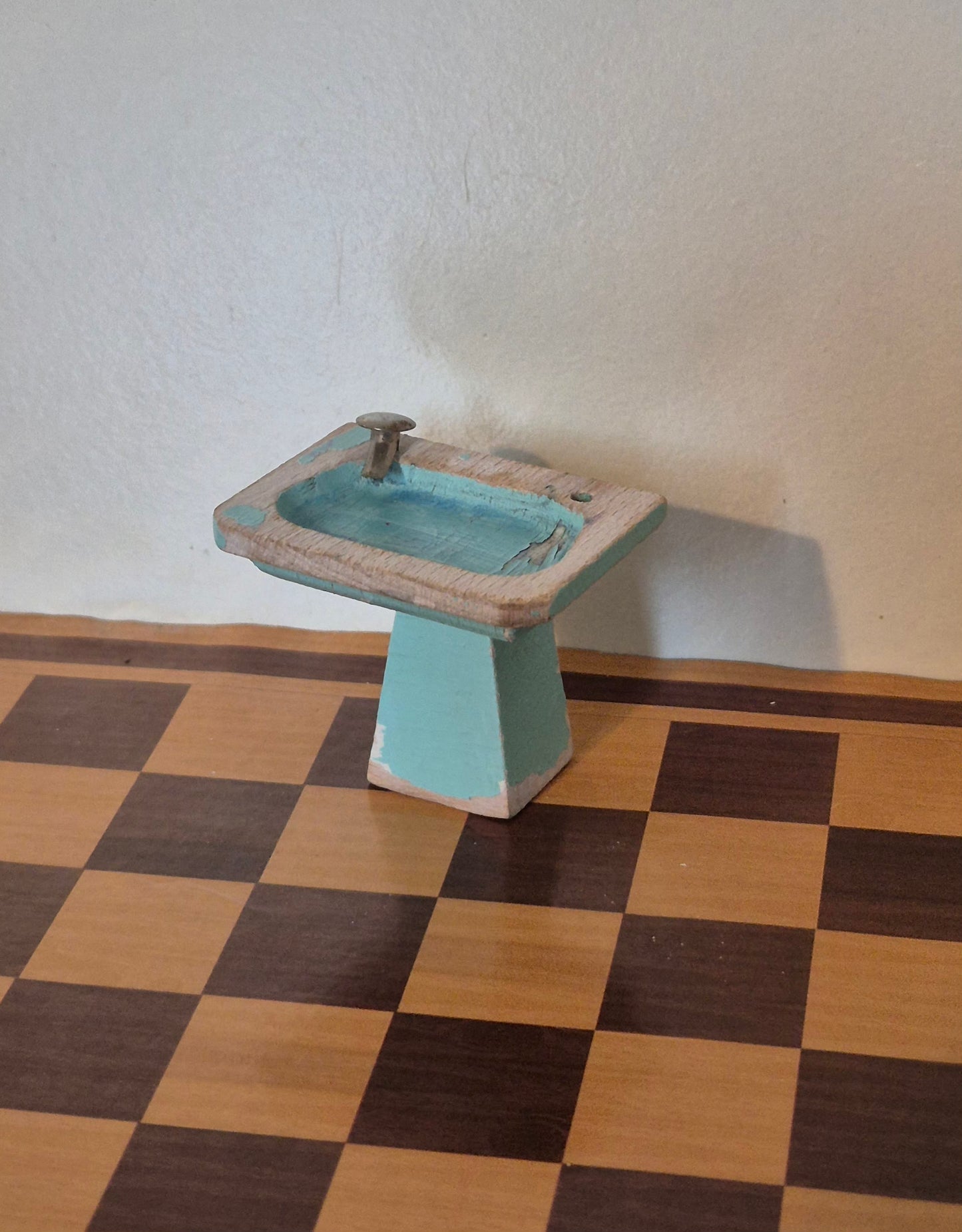 Lisa håndvask, slid