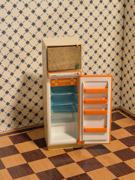 Lundby køleskab, limet låge