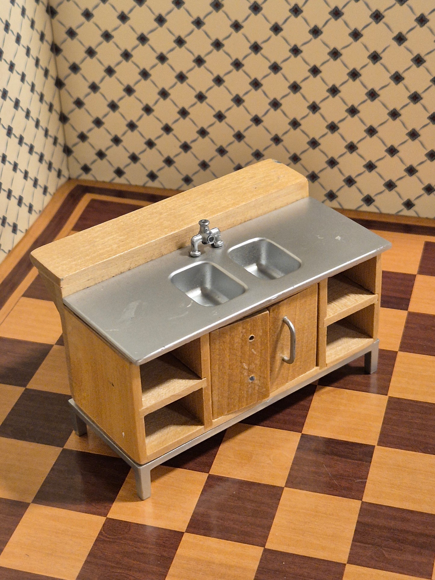 Lundby køkkenvask, mangler