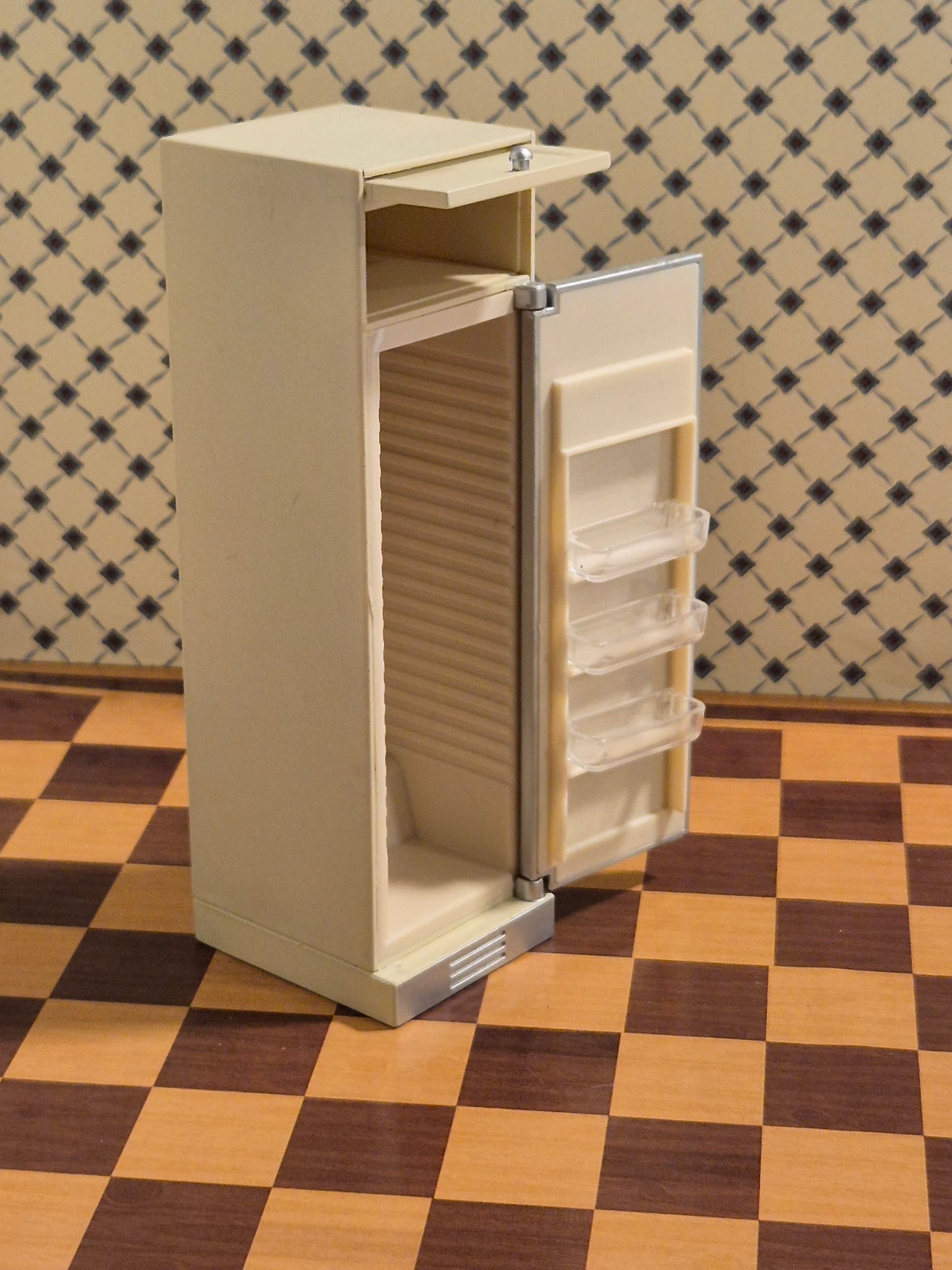 Lundby køleskab uden hylder