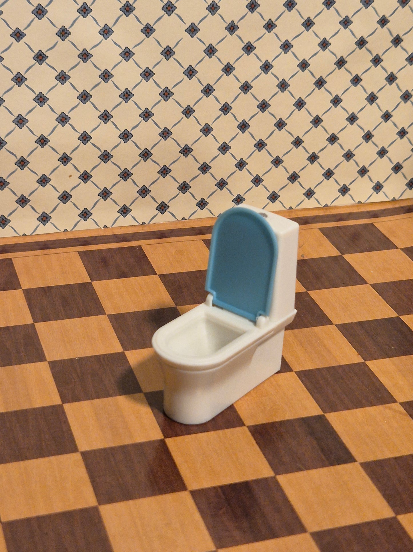 Djeco toilet