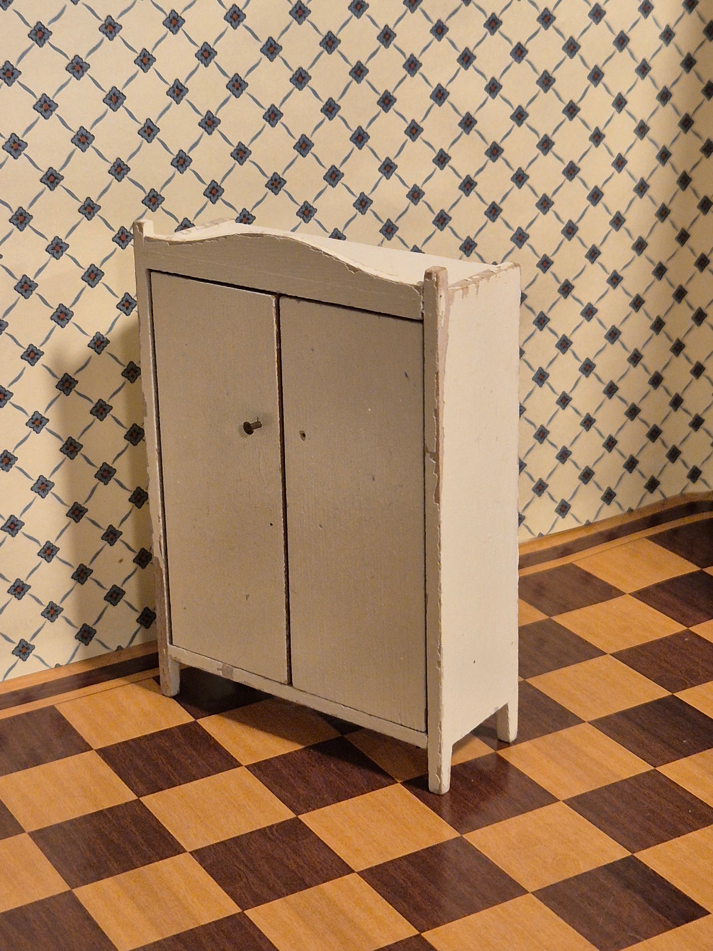 Lundby skab