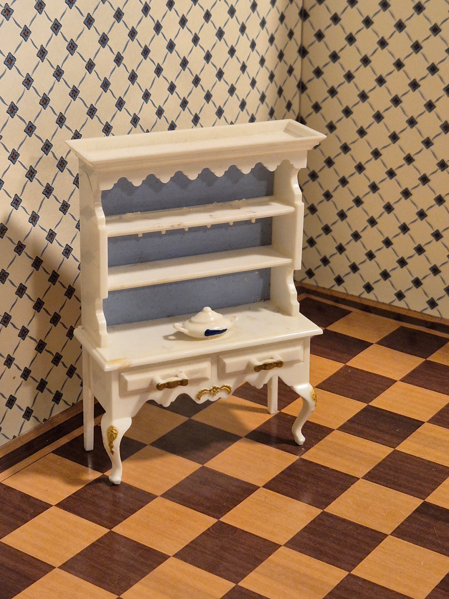 Lundby reol, mangler