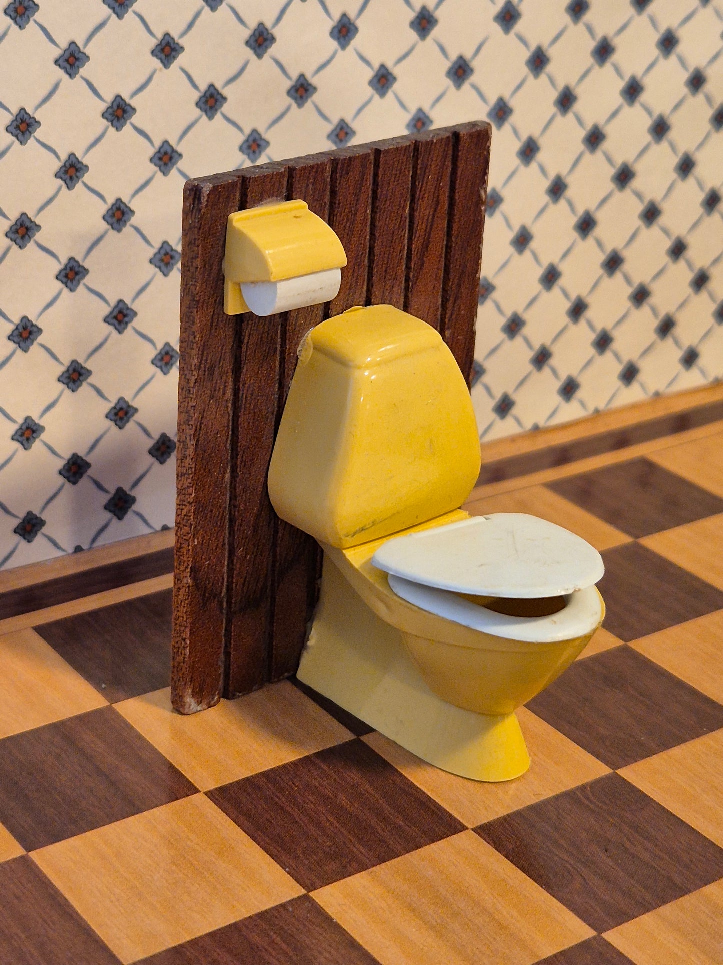 Lundby toilet, mangler