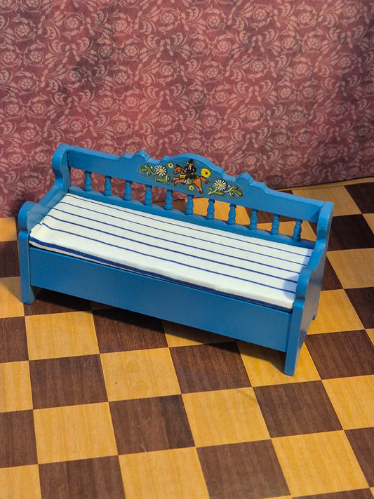 Lundby bænk, renoveret