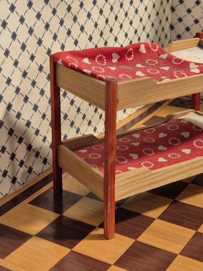 Lundby køjeseng, vipper