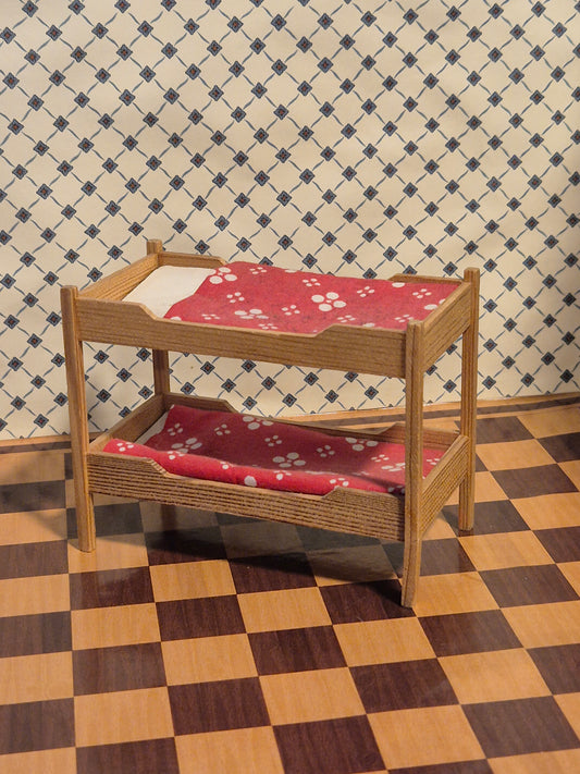 Lundby køjeseng, vipper