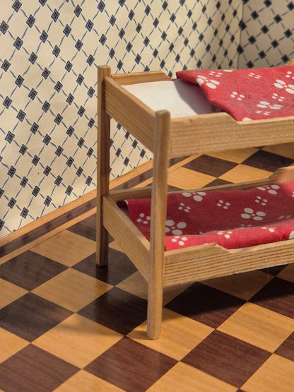 Lundby køjeseng, vipper