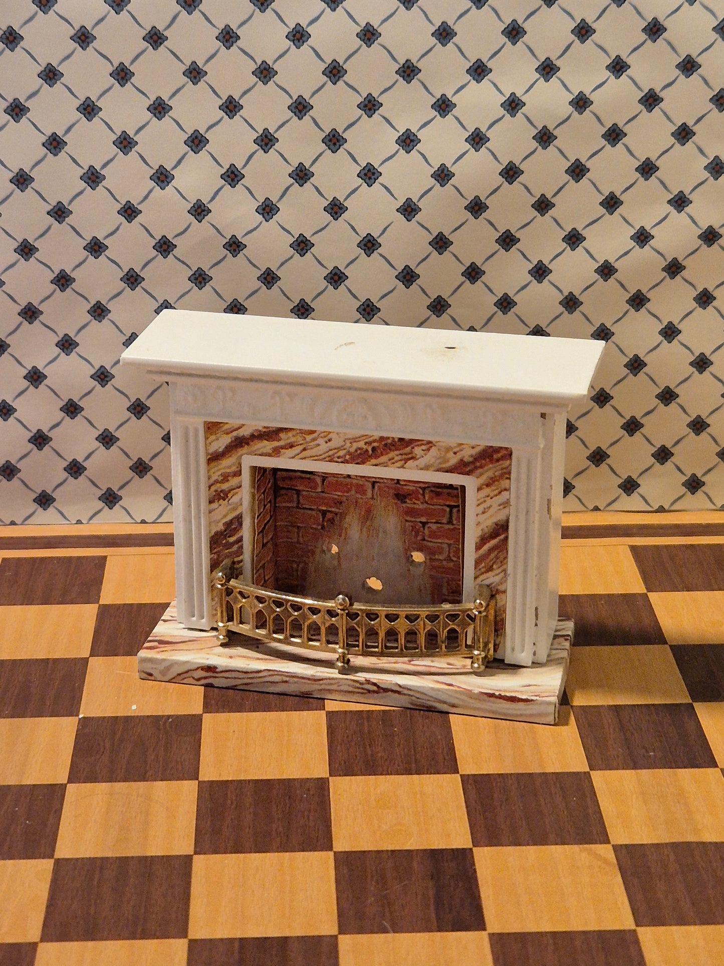 Lundby pejs, mangler
