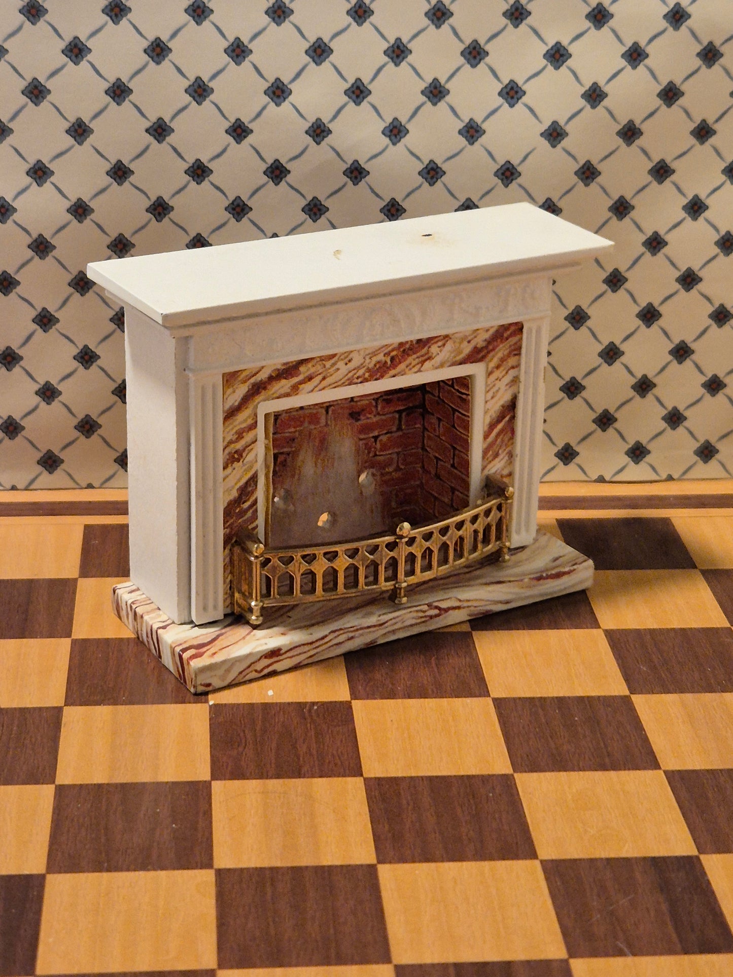 Lundby pejs, mangler