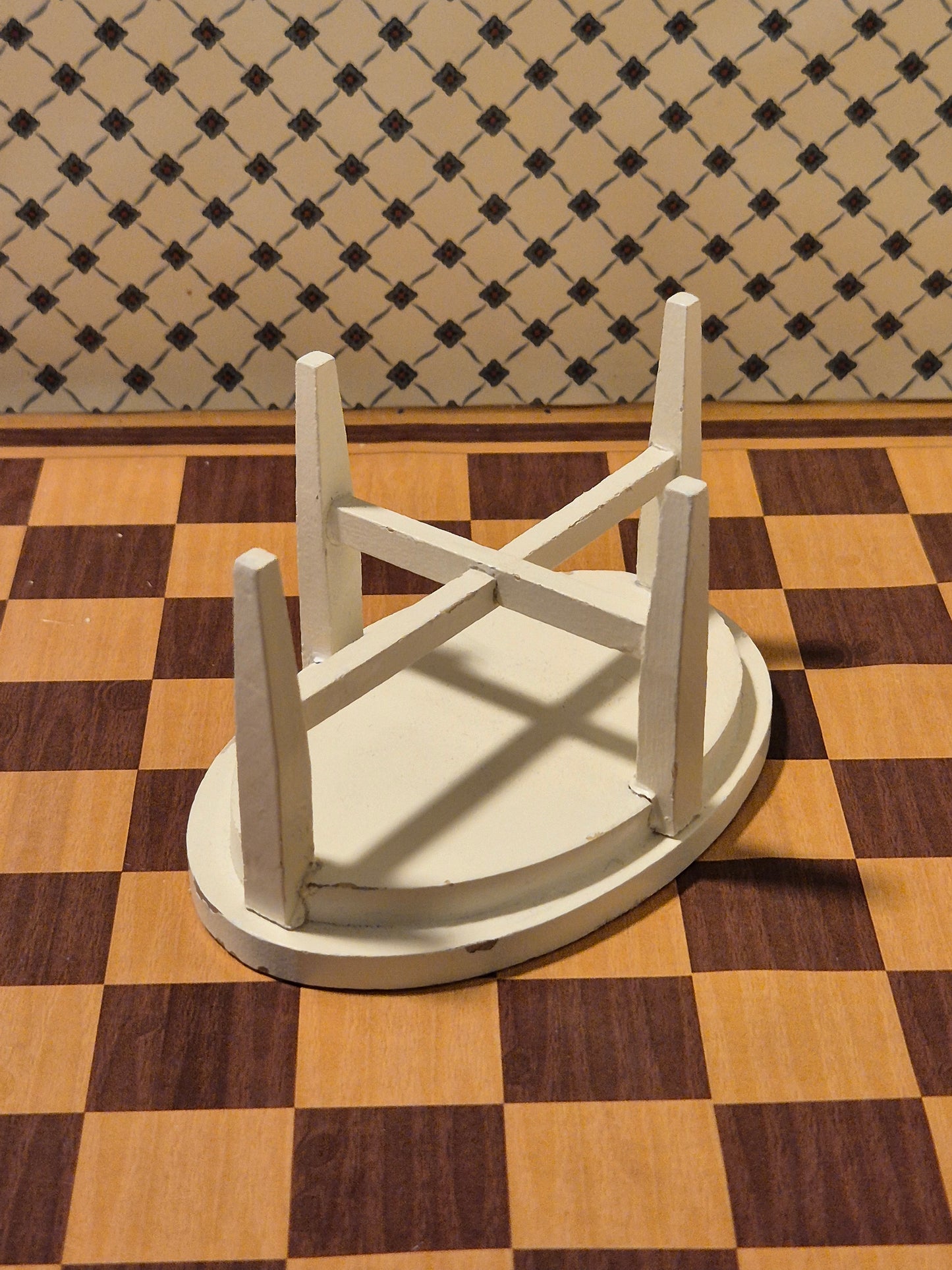 Lundby bord, patina