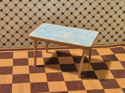 Lundby bord, skæve ben