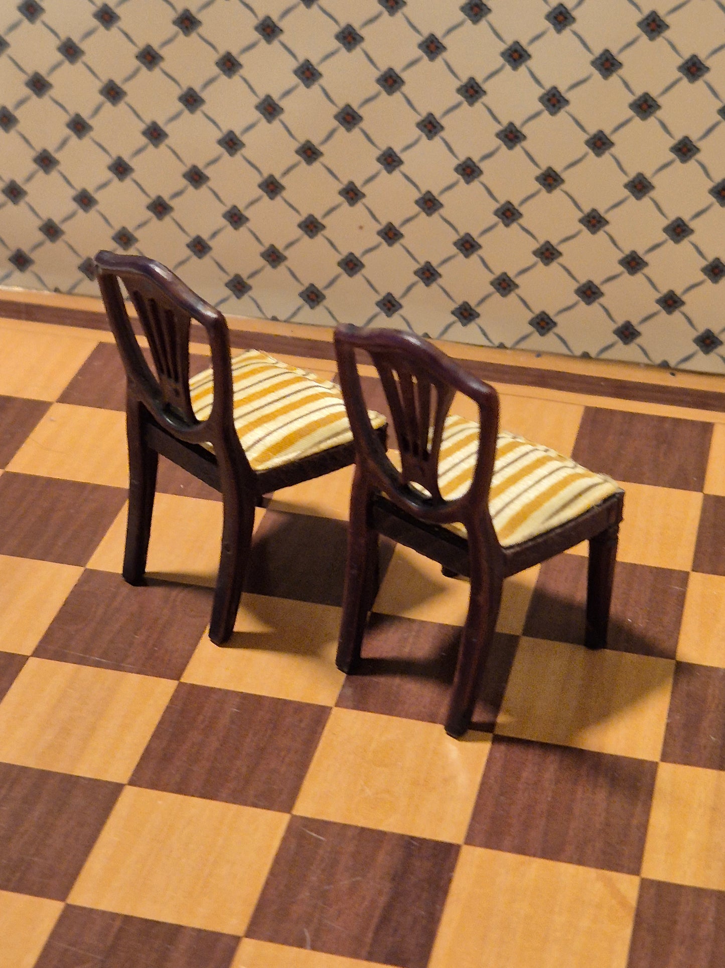 Lundby royale stole