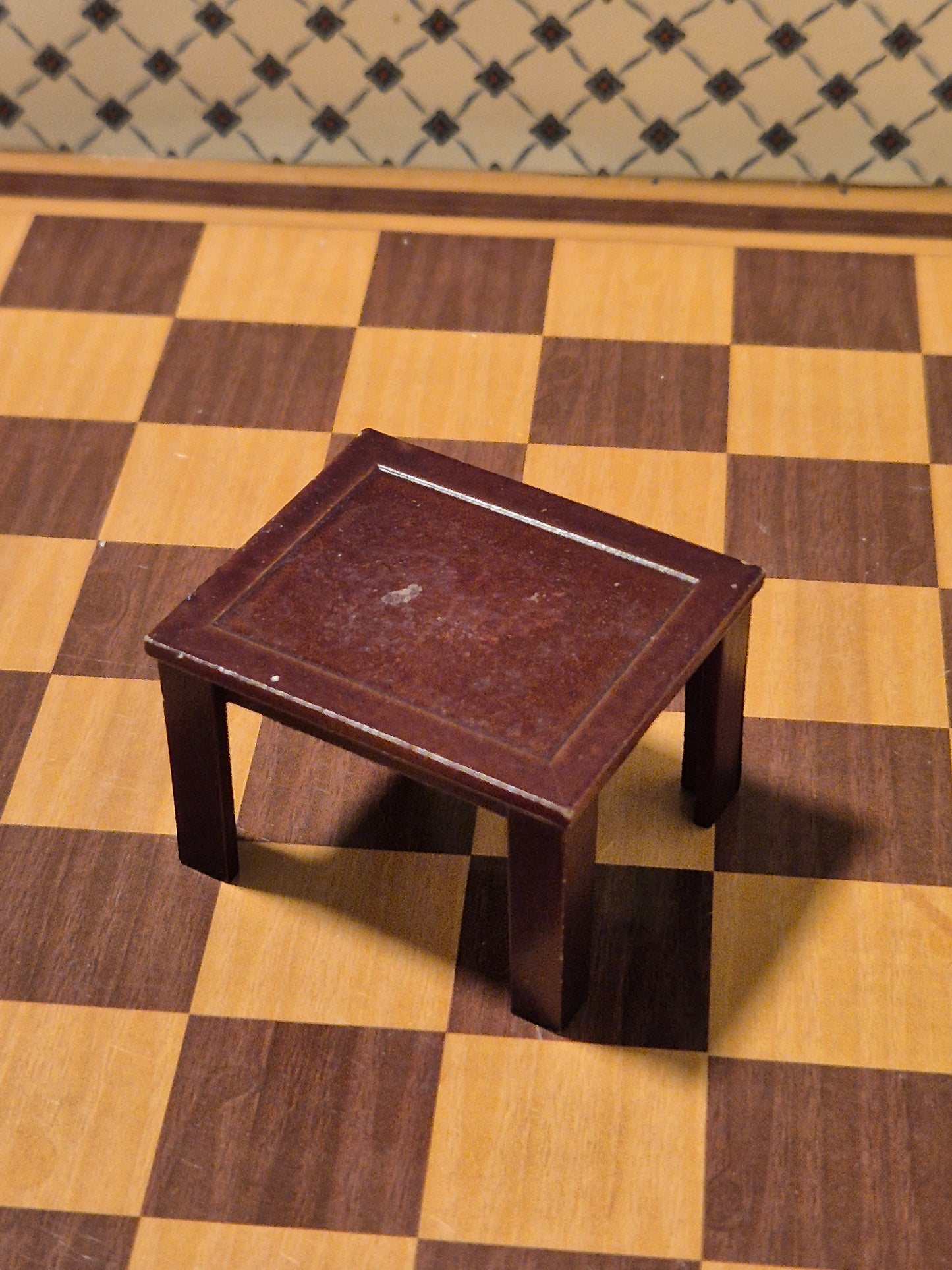 Lundby sidebord uden dug