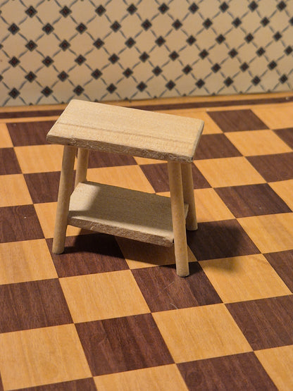 Lundby sidebord, skæv