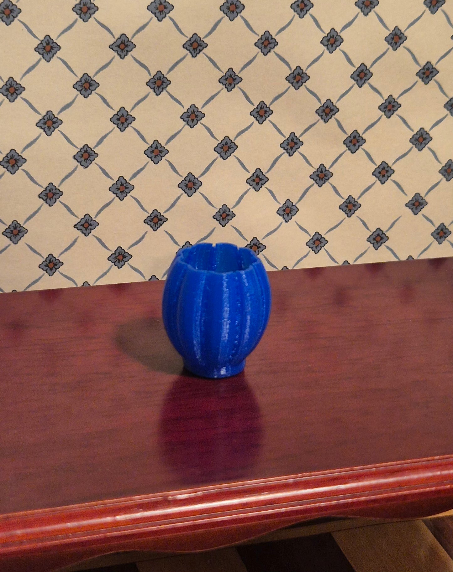 1:12 vase