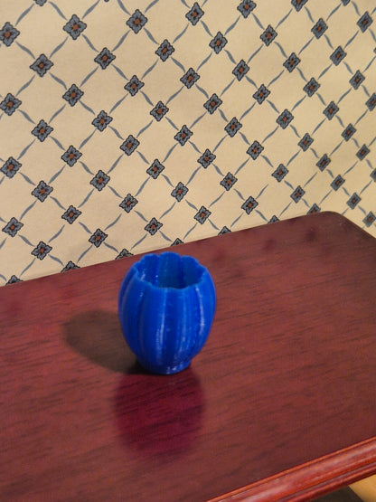 1:12 vase