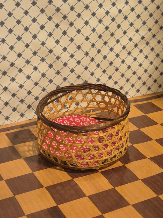 Lundby kravlegård, hul