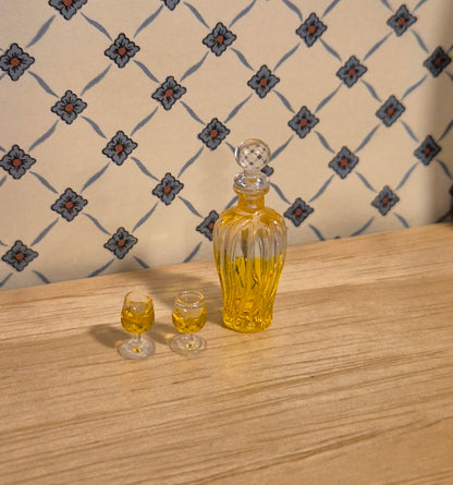 Karaffel med glas