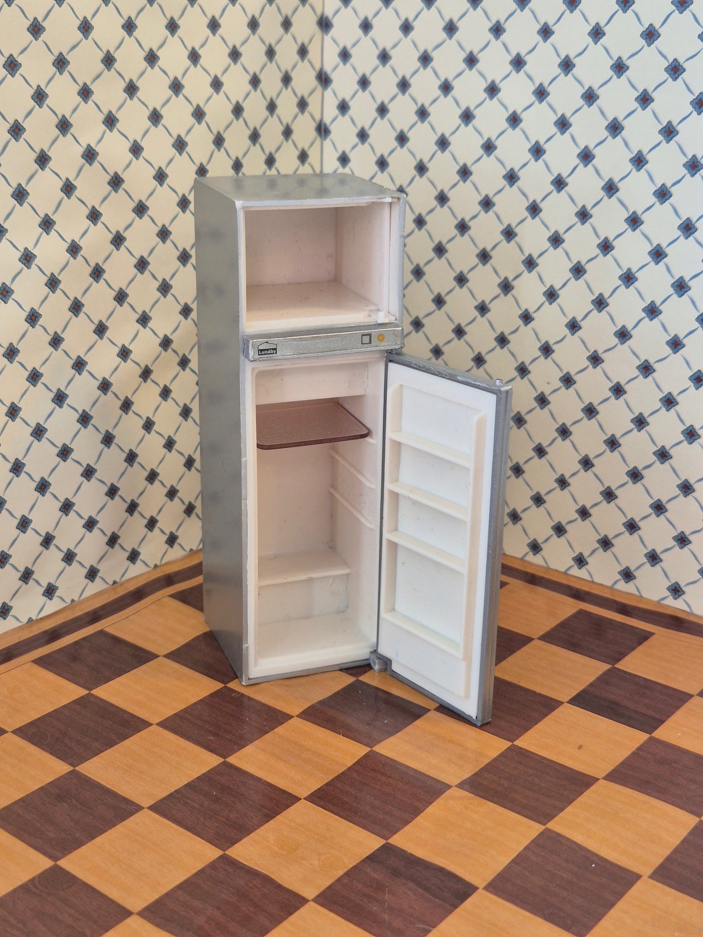 Lundby køleskab, mangler