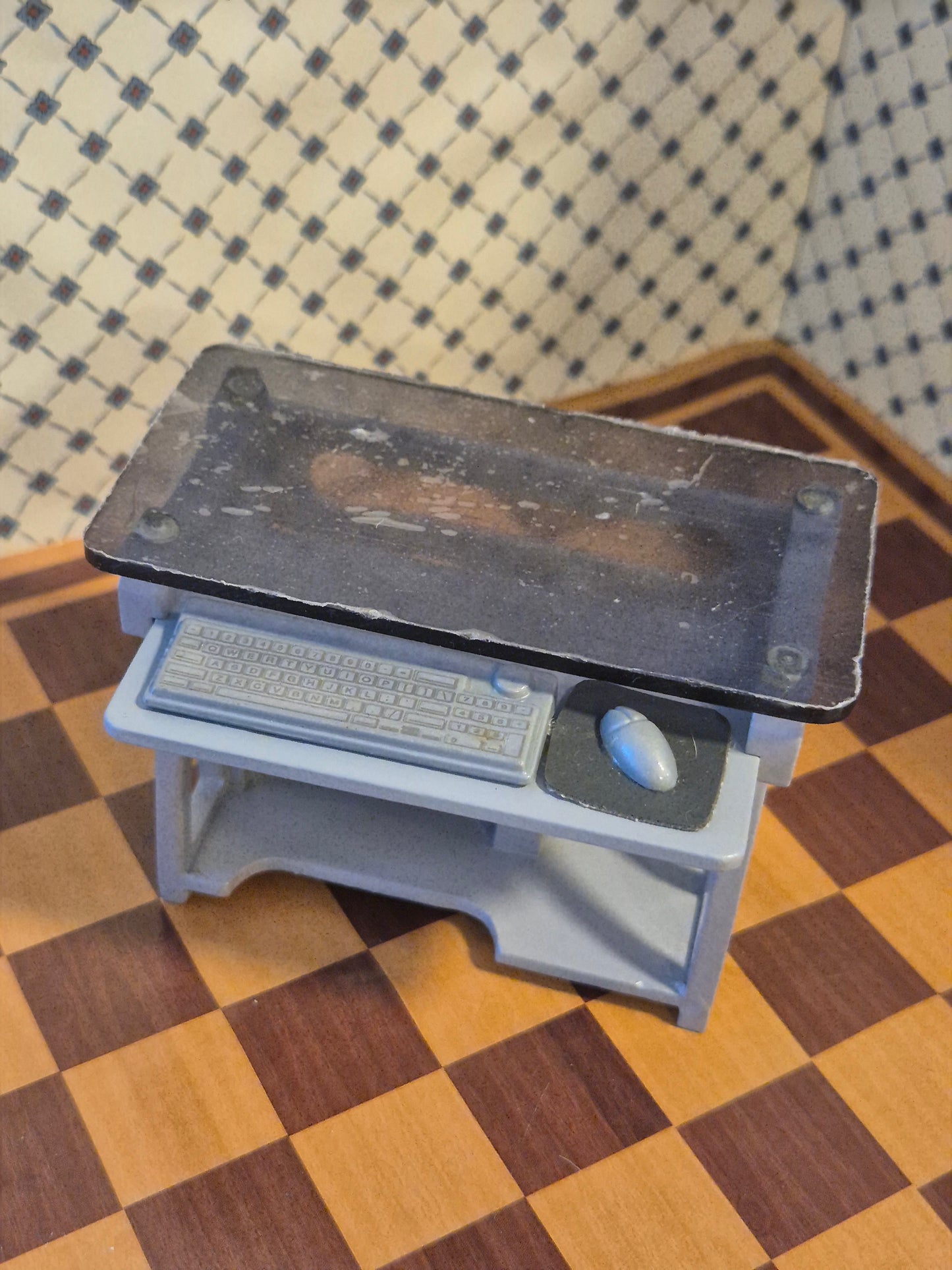 1:12 skrivebord