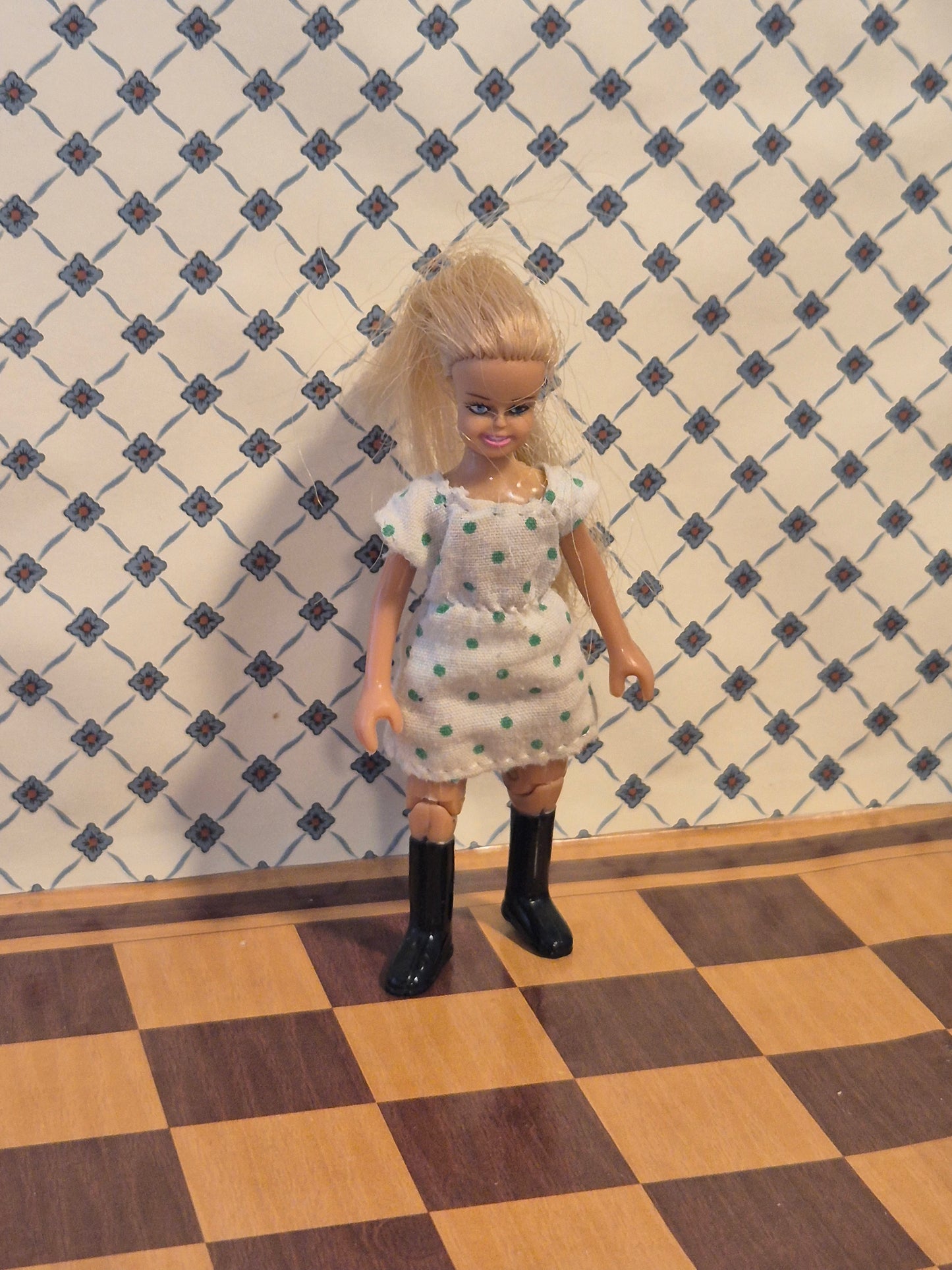 Lundby pige, løs