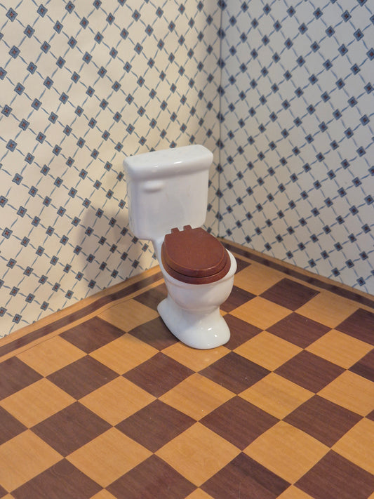 1:12 toilet med løst bræt