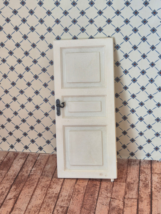 Lundby dør, mangler