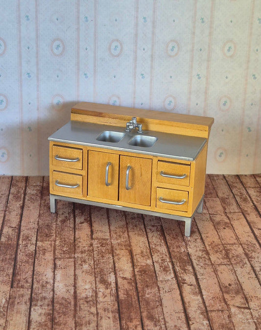 Lundby køkkenvask, skiftet ben