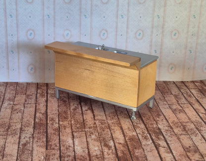 Lundby køkkenvask, skiftet ben