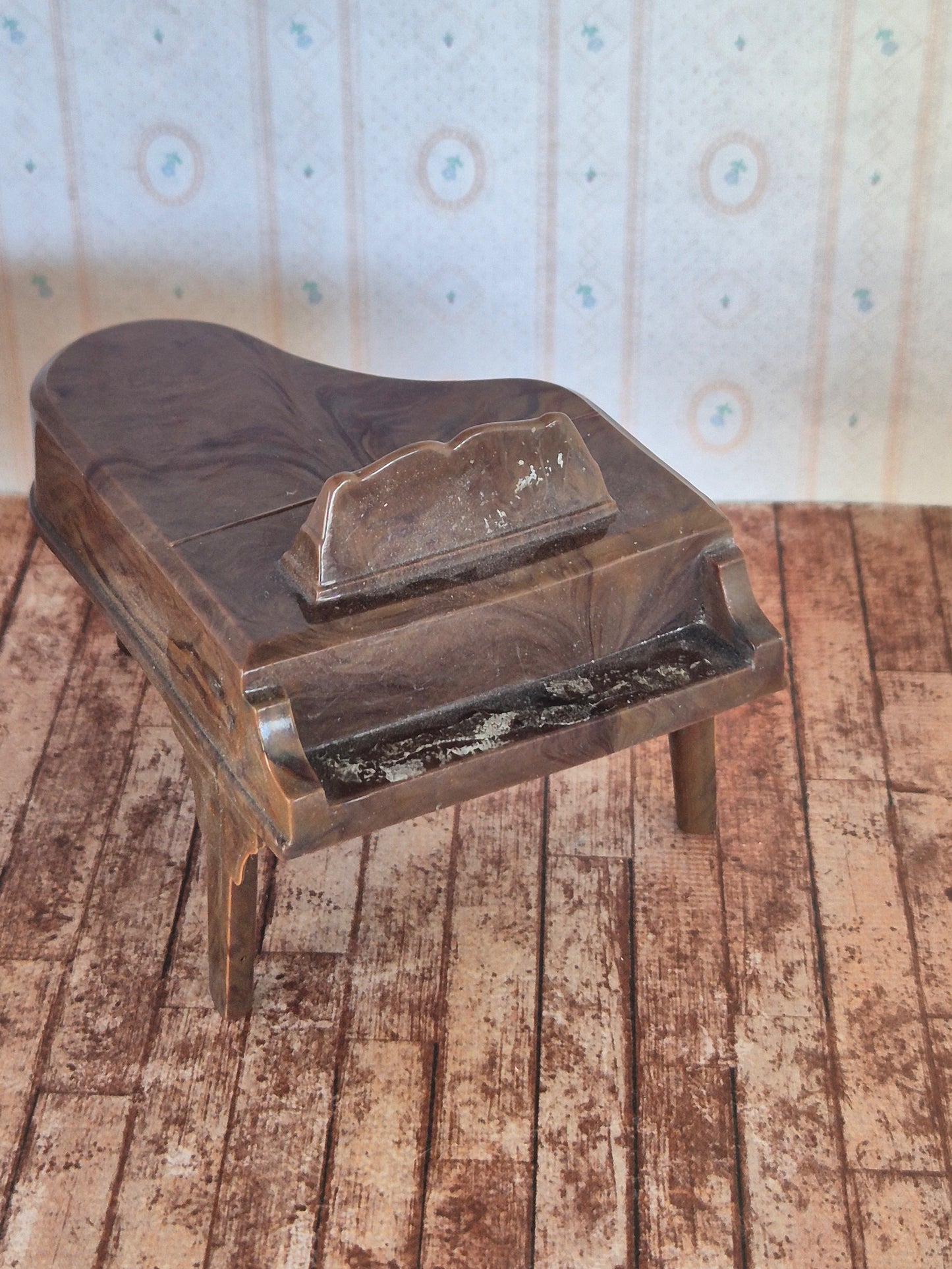 Kleeware piano