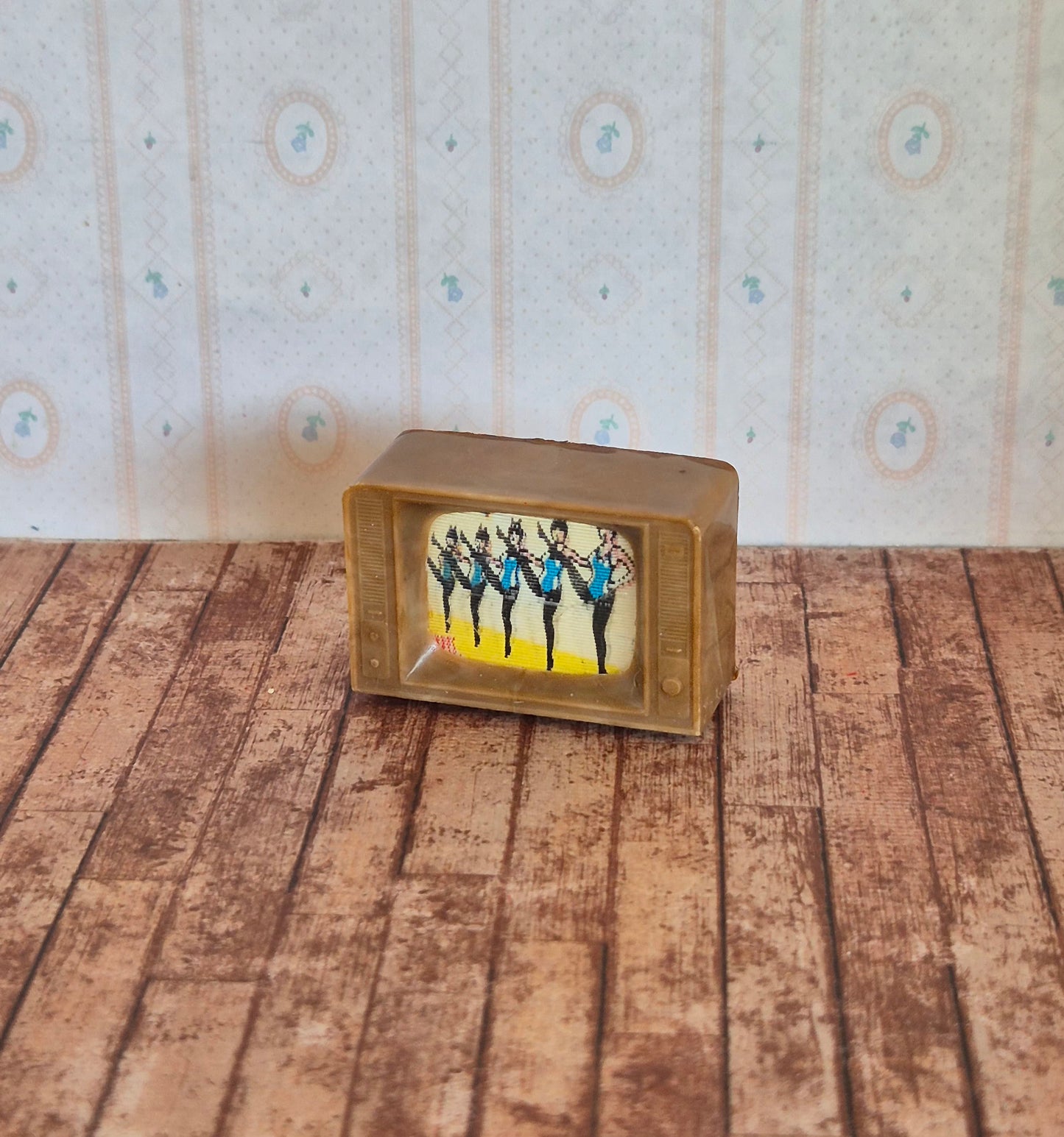 Vintage TV